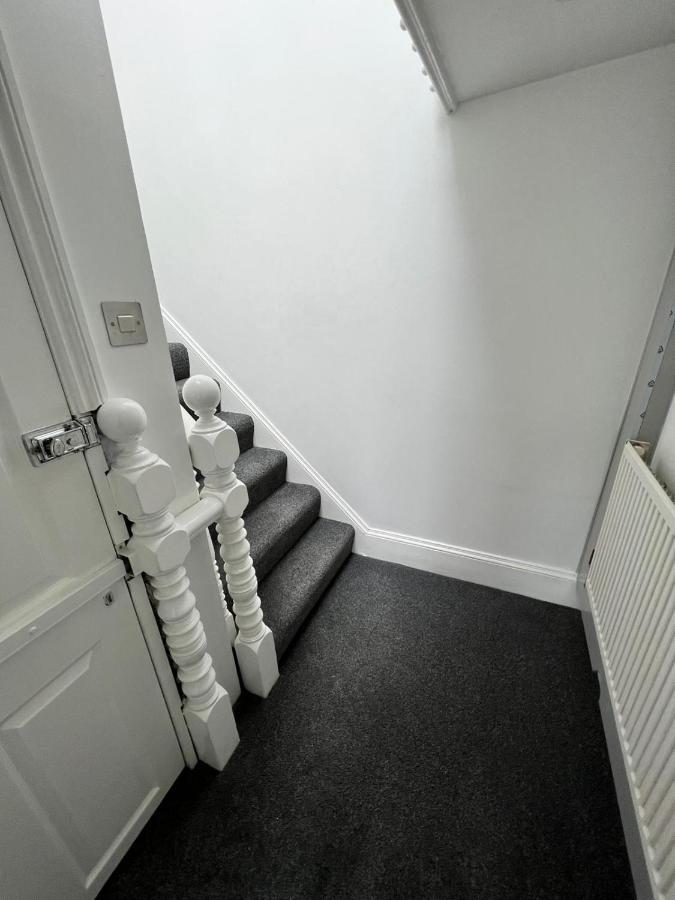 Lovely 2 Bedroom Flat With Roof Terrace In London Nw6 מראה חיצוני תמונה