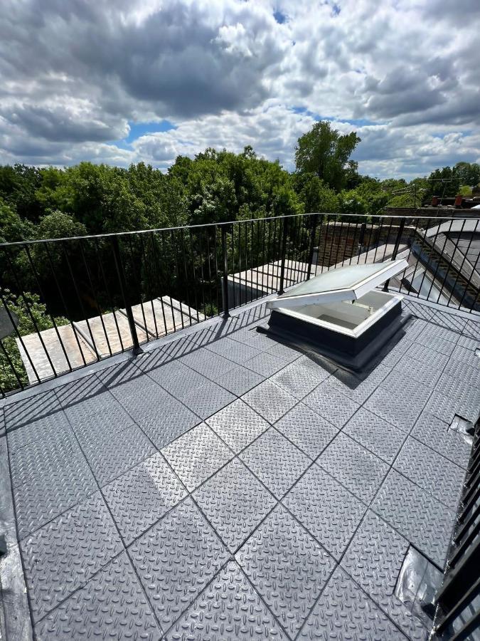 Lovely 2 Bedroom Flat With Roof Terrace In London Nw6 מראה חיצוני תמונה